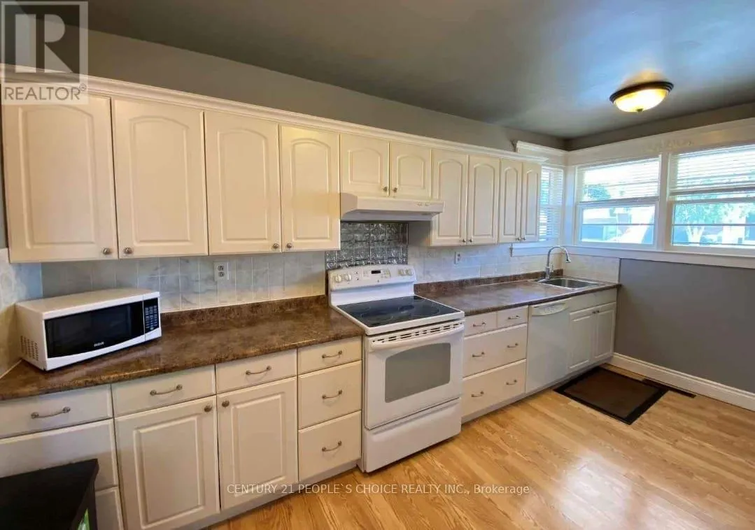 125 FRANKLIN AVENUE