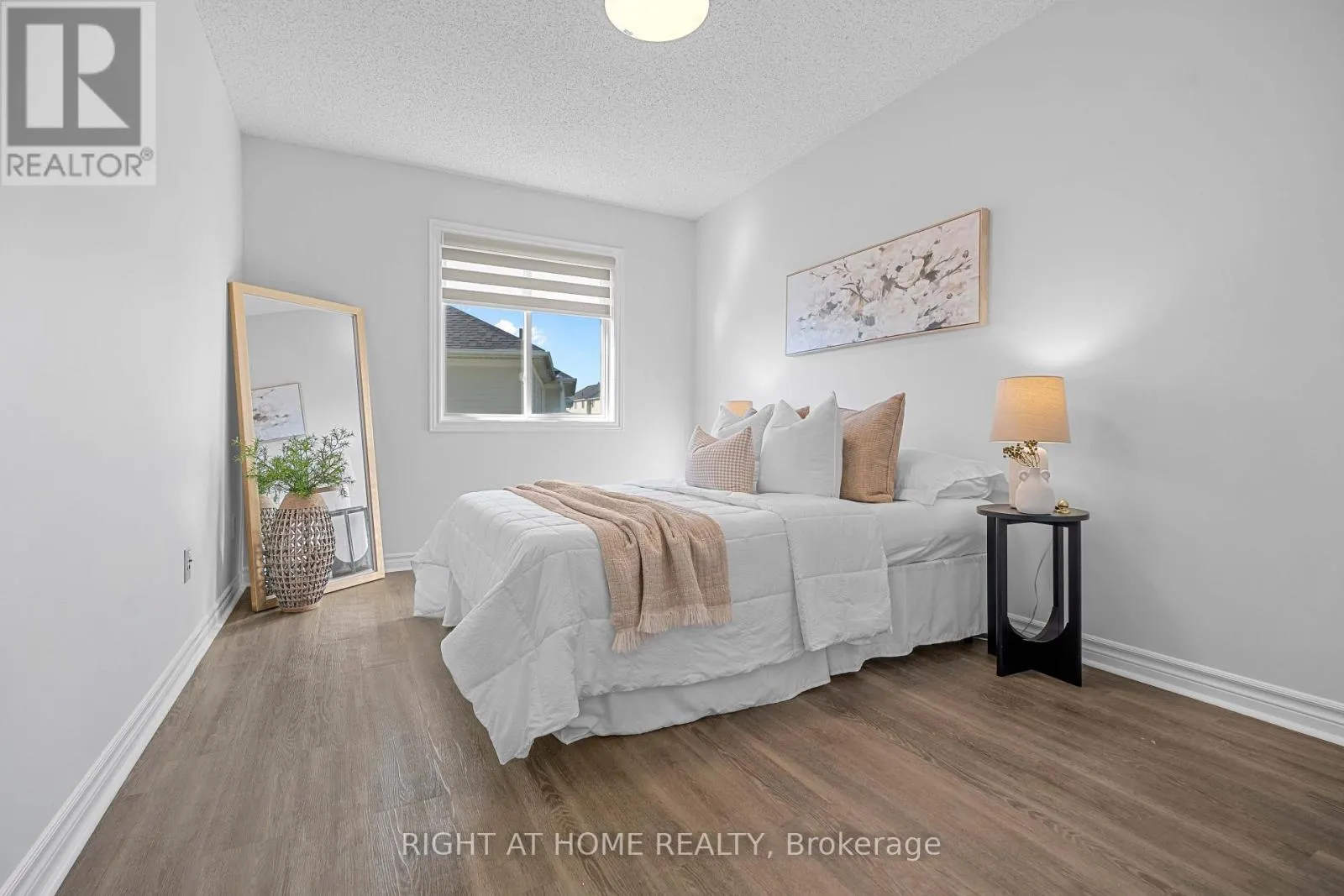 31 - 600 SARNIA ROAD #31