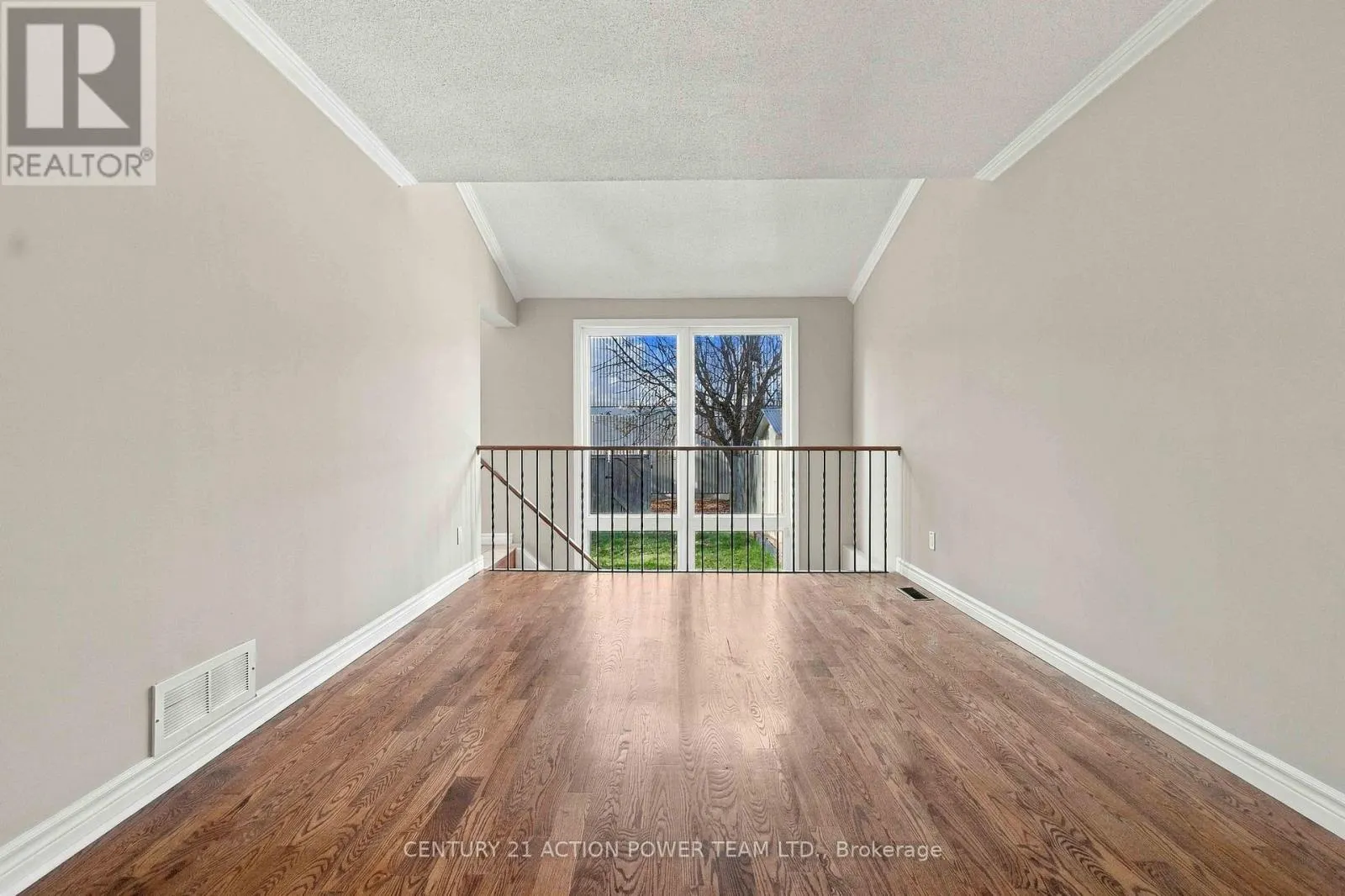 605 LATOUR CRESCENT