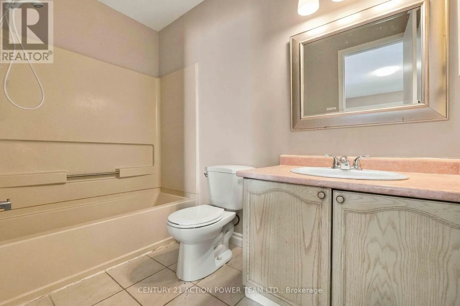 605 LATOUR CRESCENT