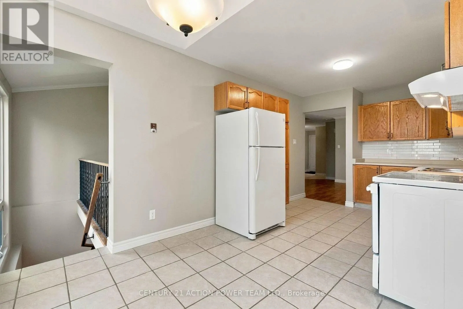 605 LATOUR CRESCENT