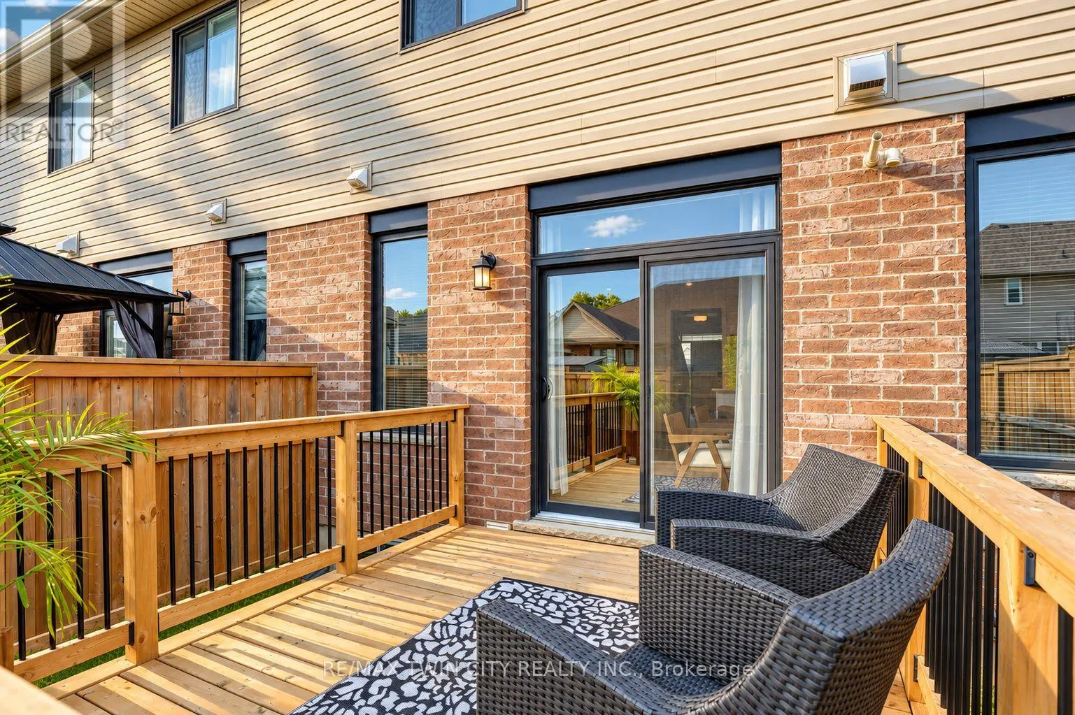 224 RENAISSANCE DRIVE