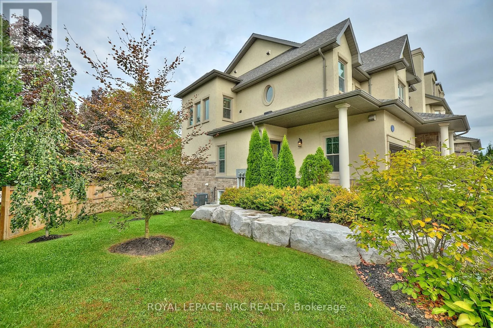 50 ABERDEEN LANE S