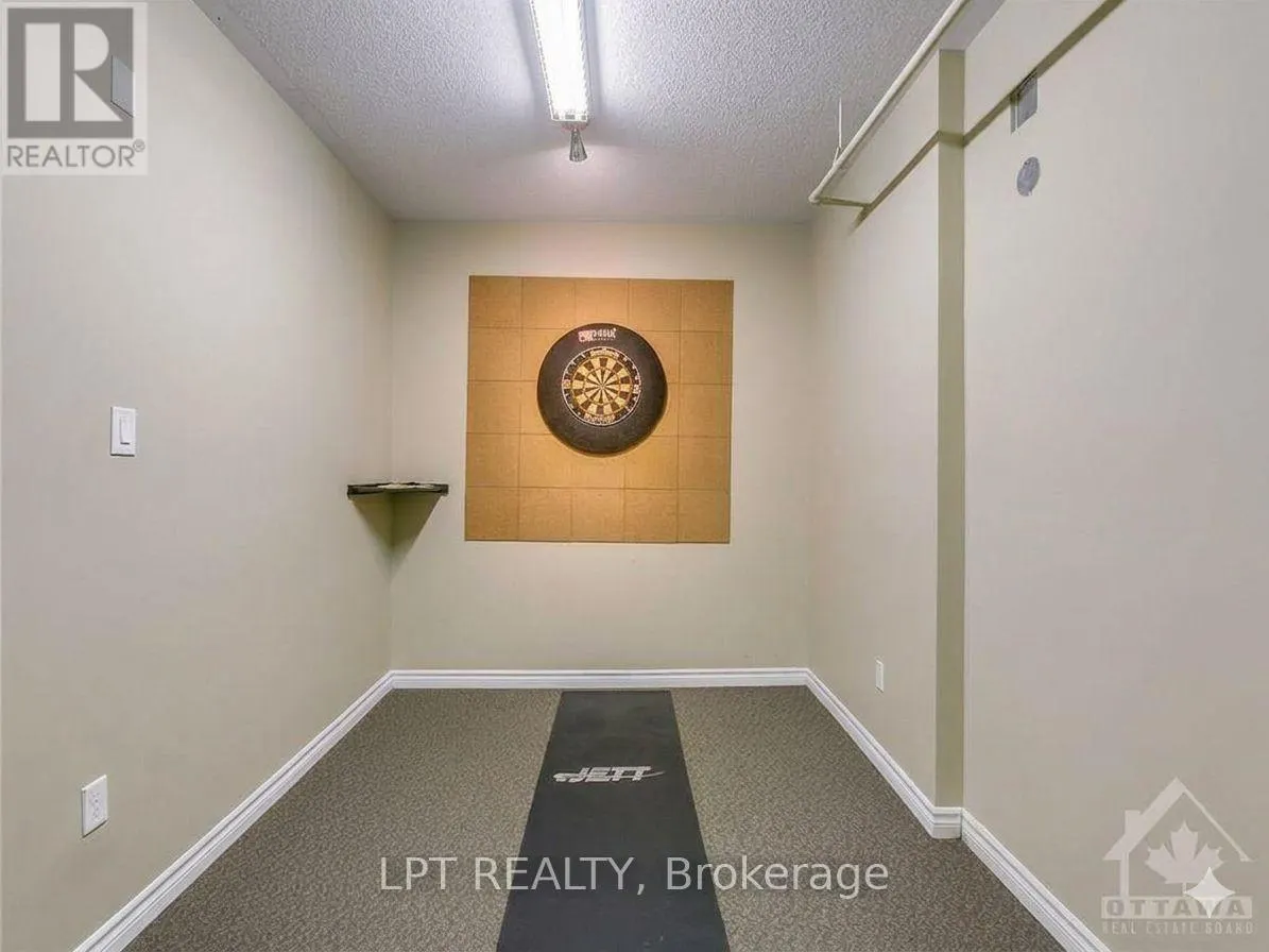 203 - 190 GUELPH PRIVATE
