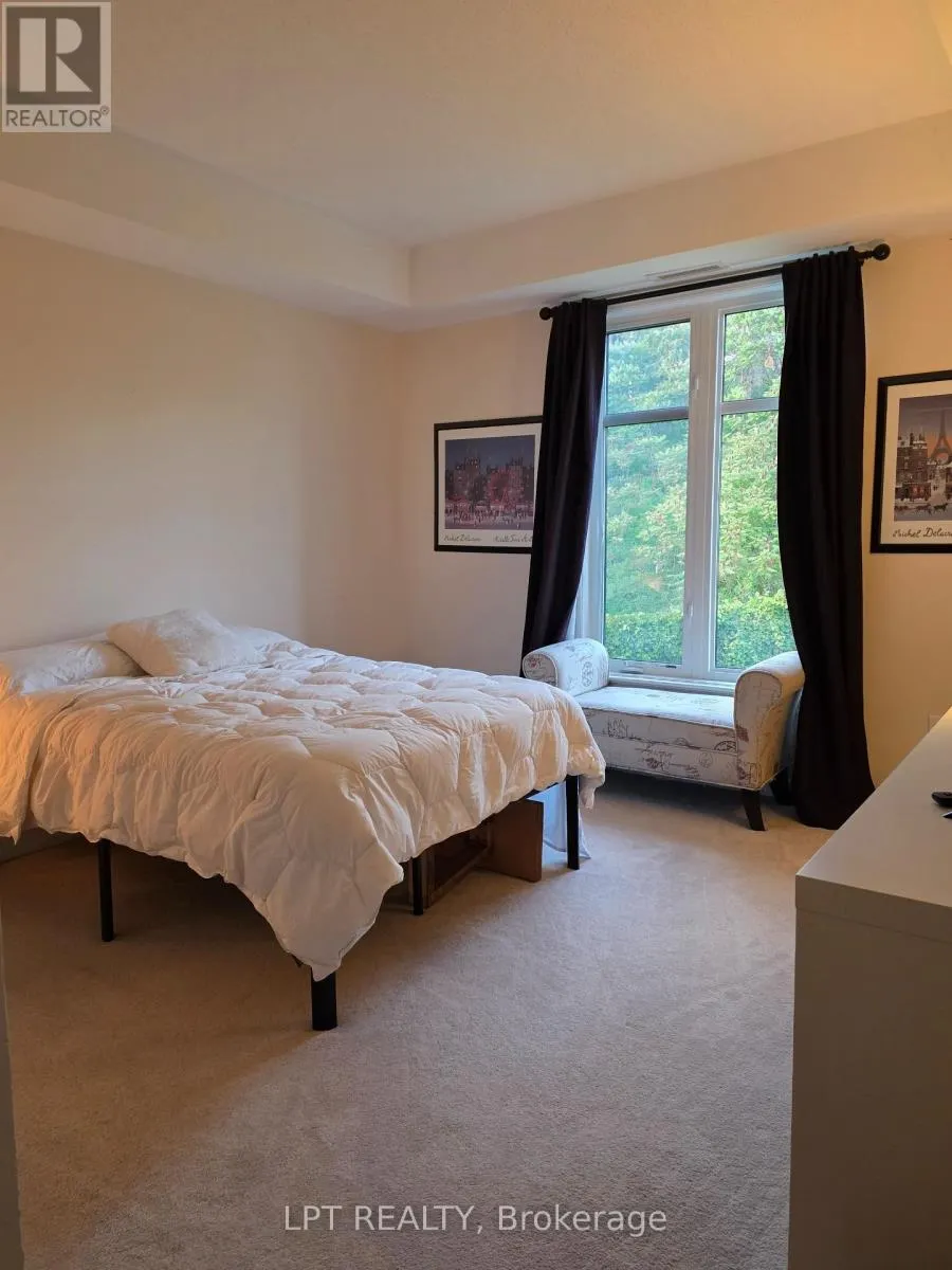 203 - 190 GUELPH PRIVATE