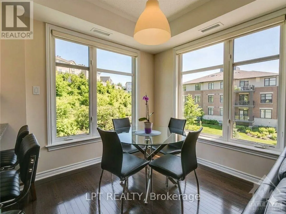 203 - 190 GUELPH PRIVATE