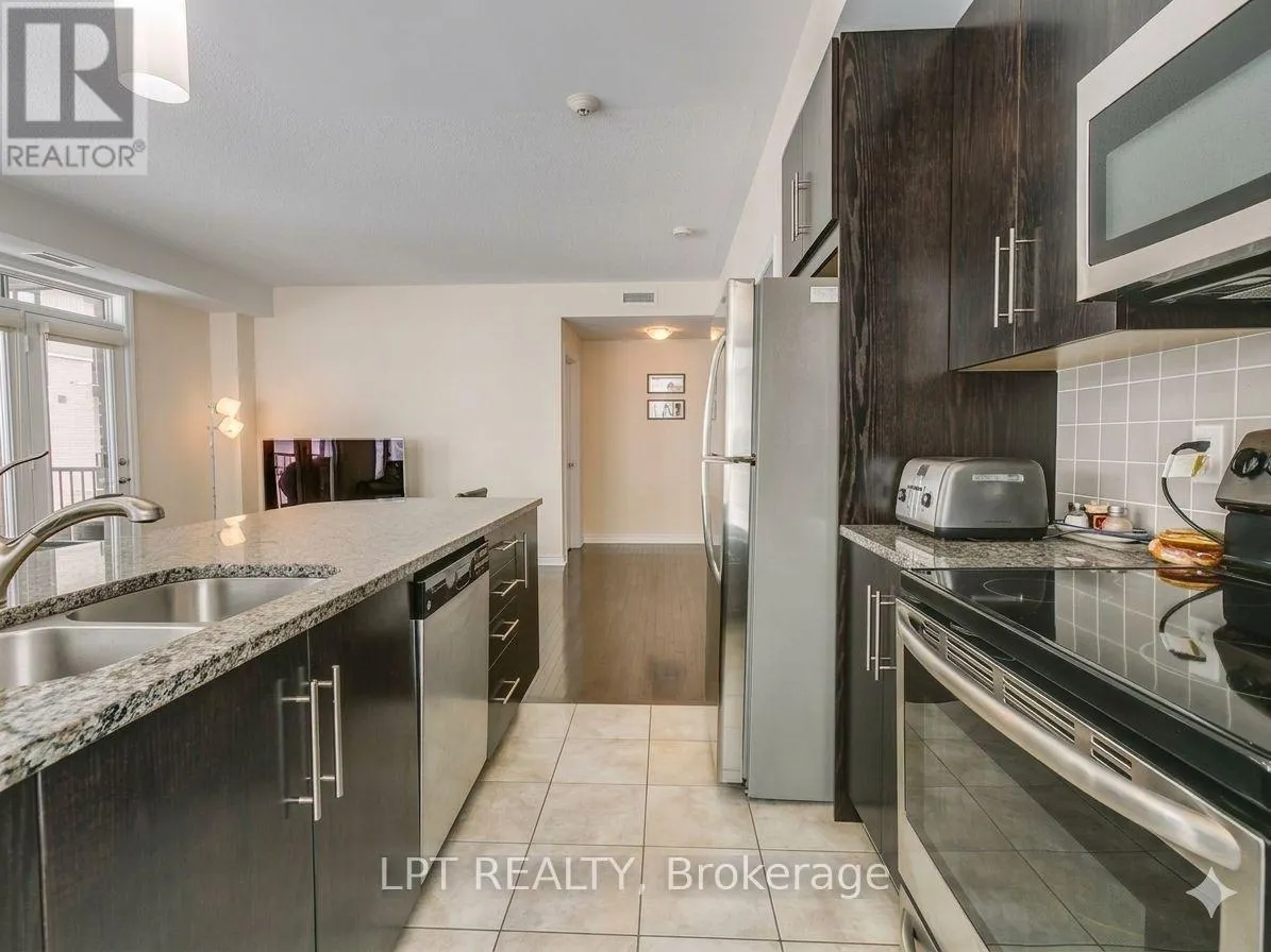 203 - 190 GUELPH PRIVATE