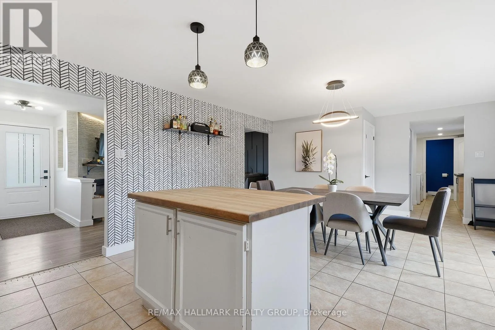 1236 ST ALBERT ROAD