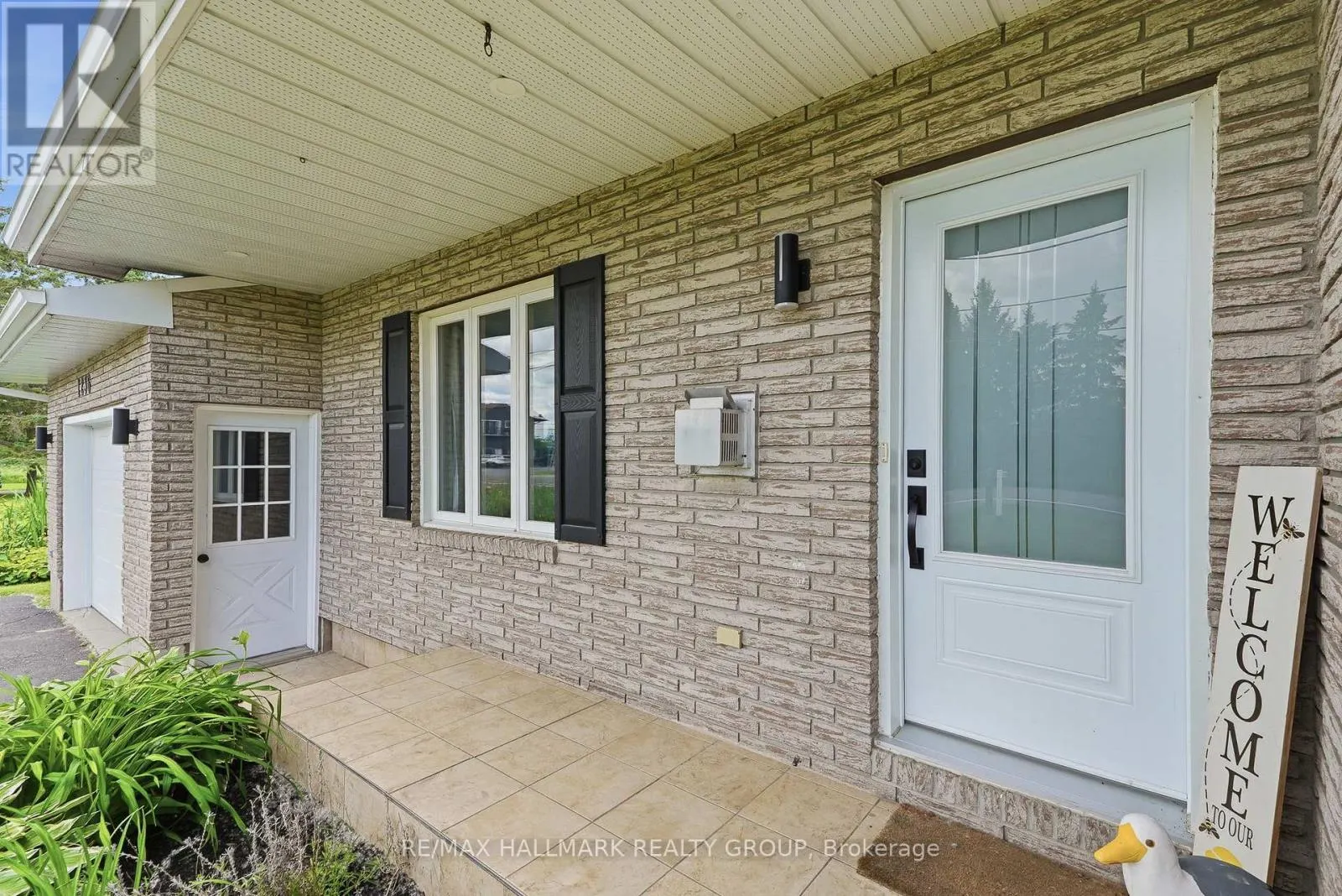 1236 ST ALBERT ROAD
