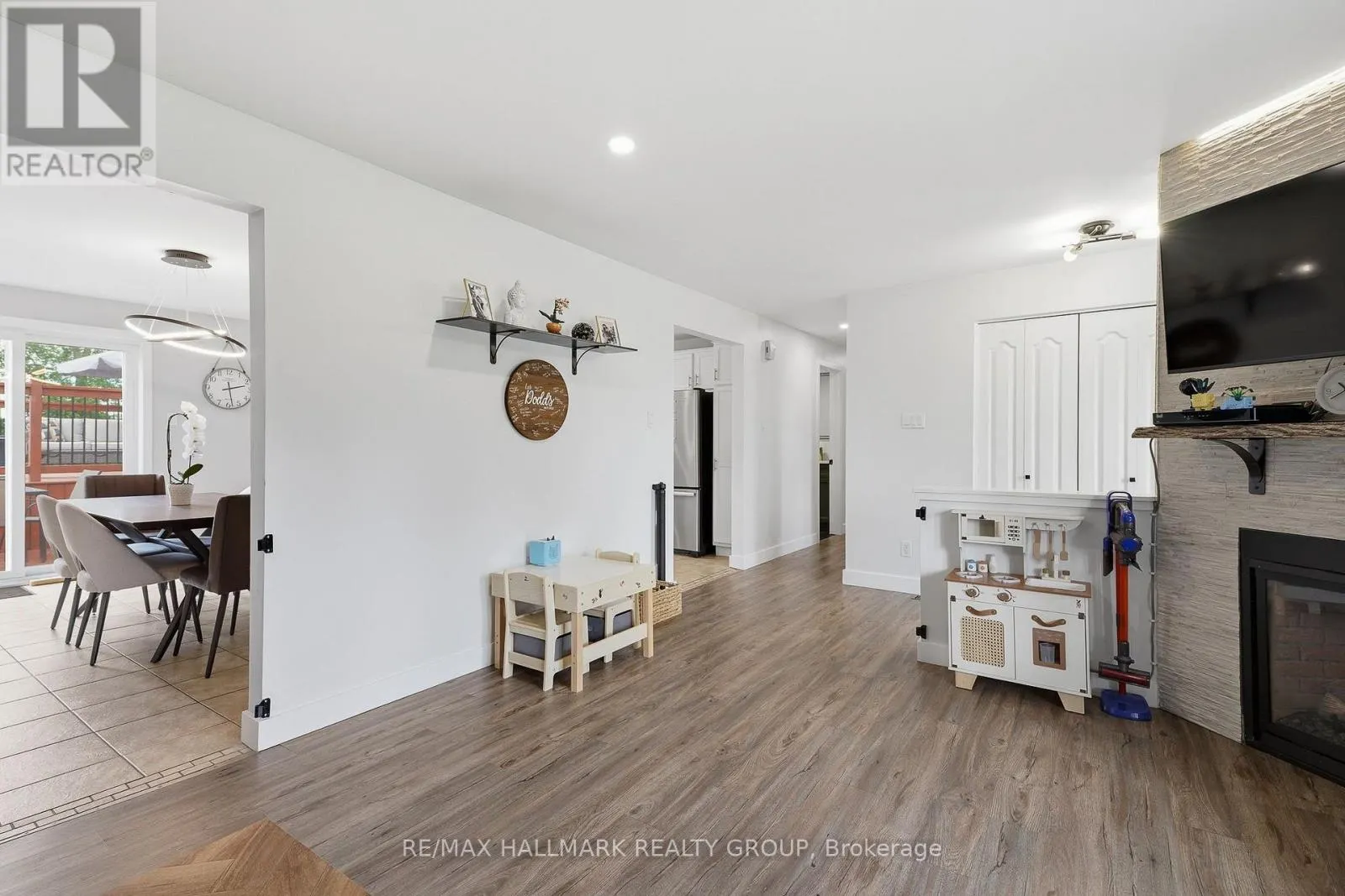 1236 ST ALBERT ROAD