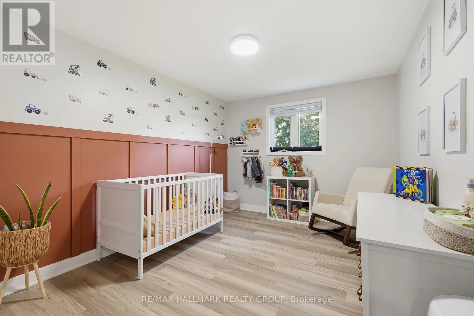 1236 ST ALBERT ROAD