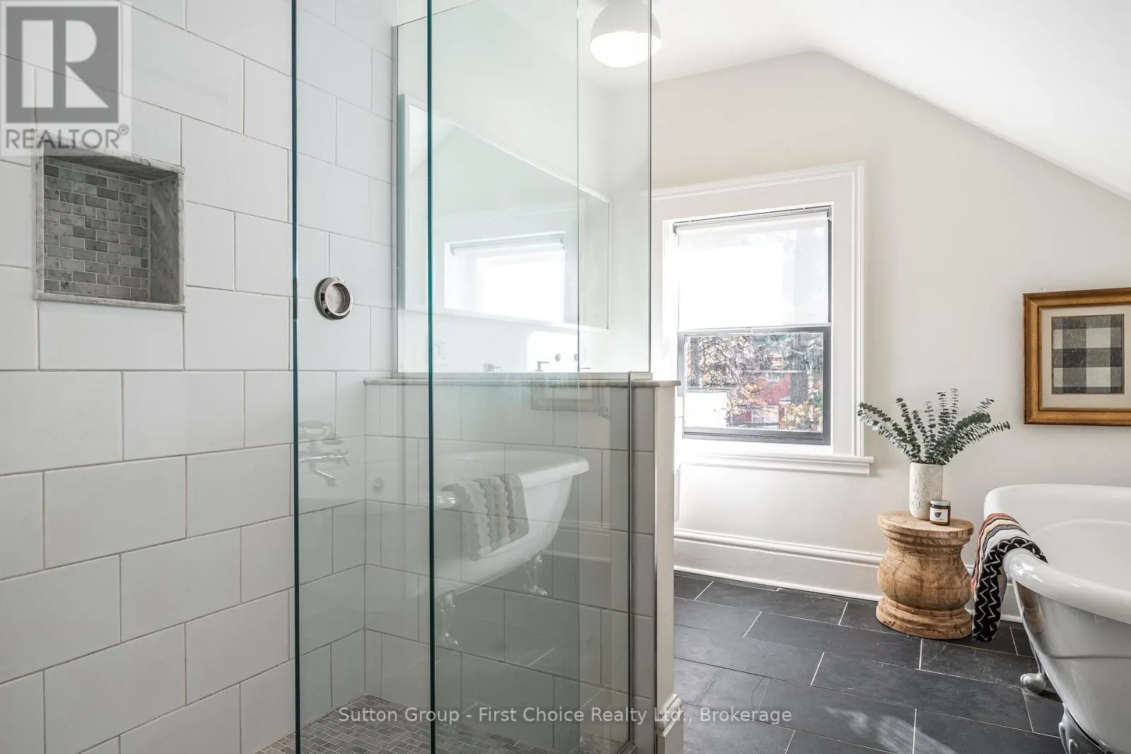 109 COBOURG STREET