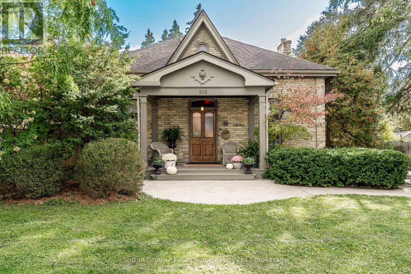 109 COBOURG STREET