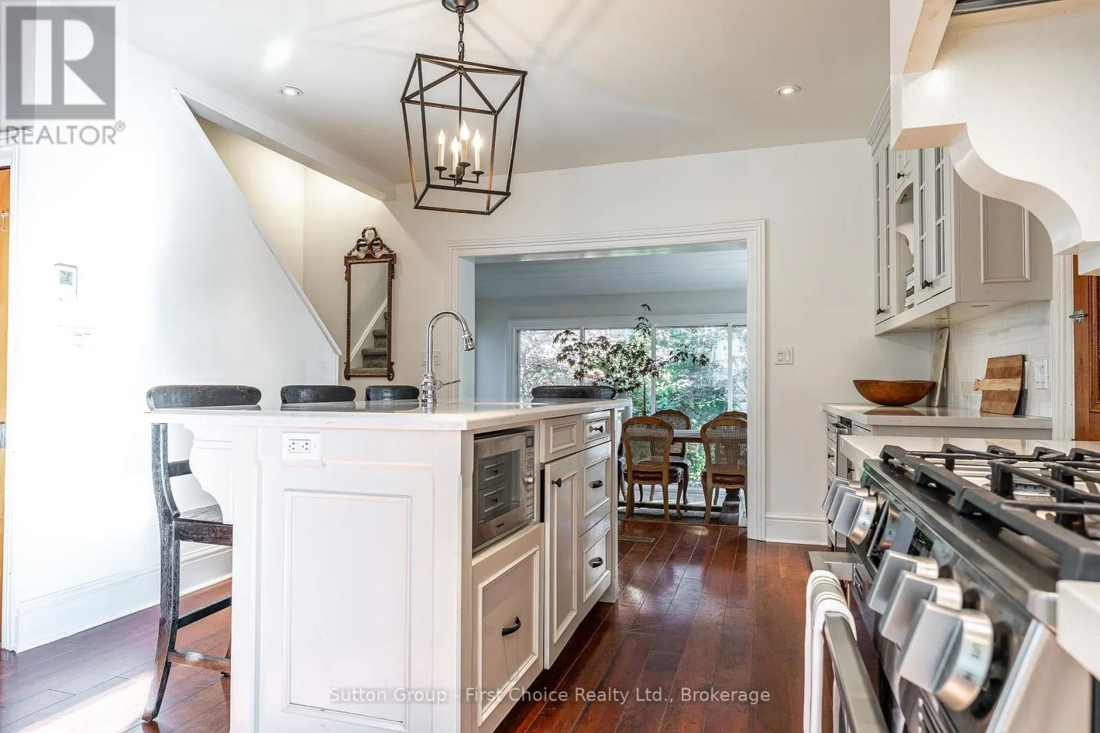 109 COBOURG STREET