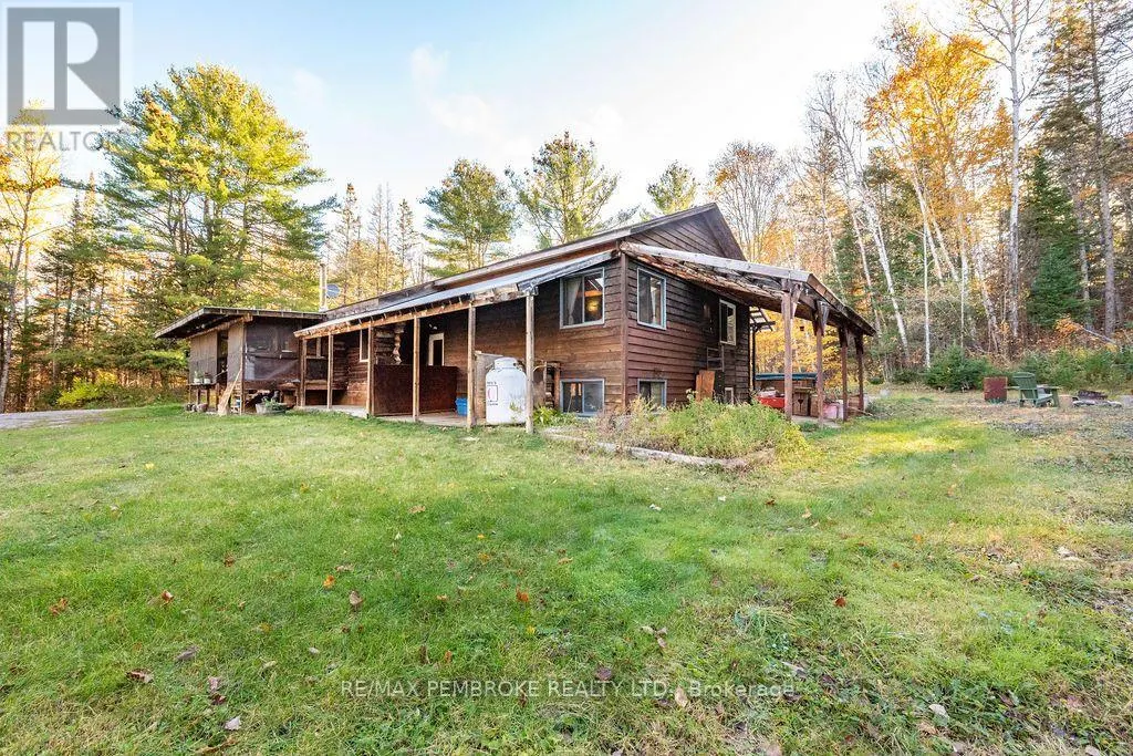 995 SCHUTT ROAD