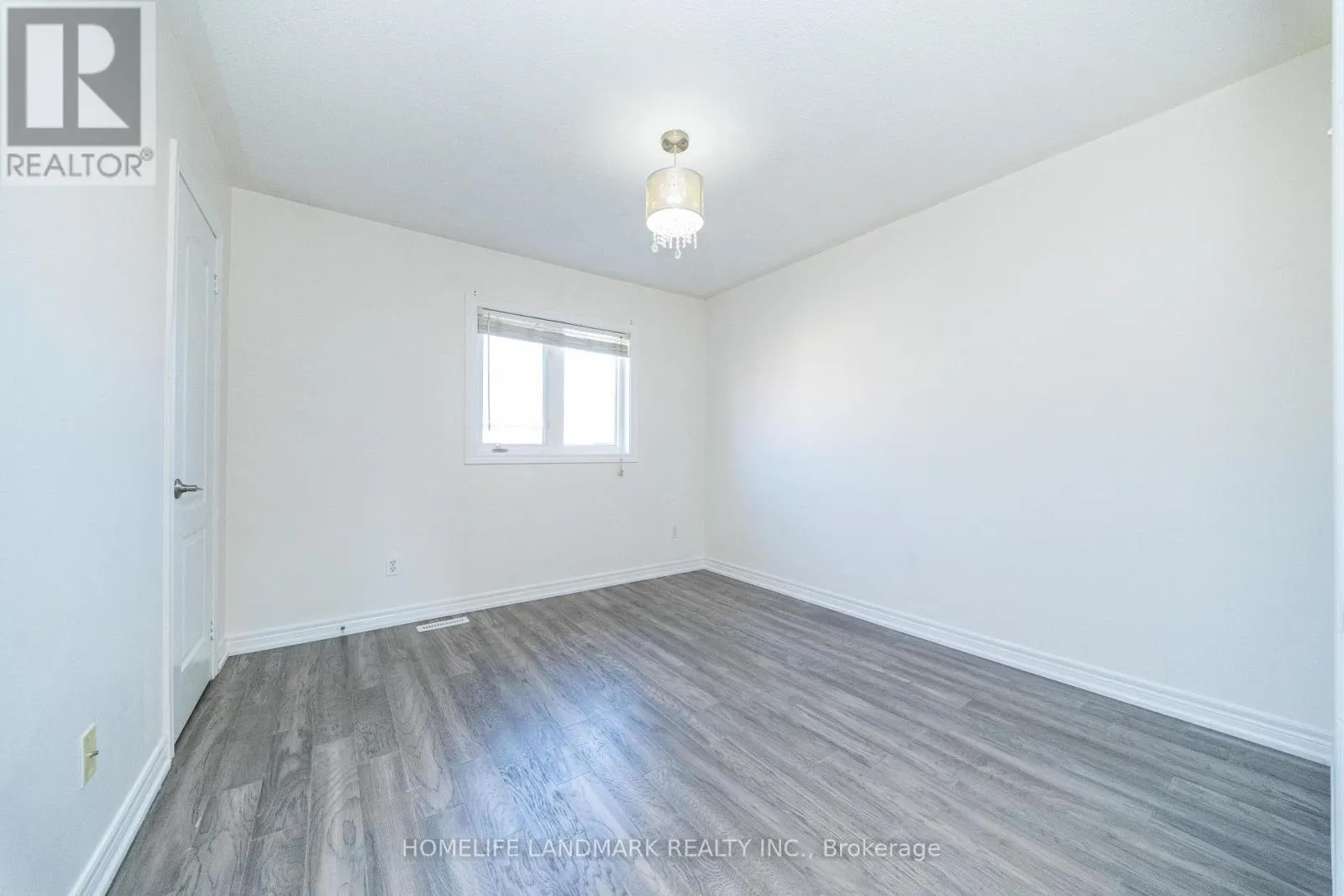 33 TITAN DRIVE