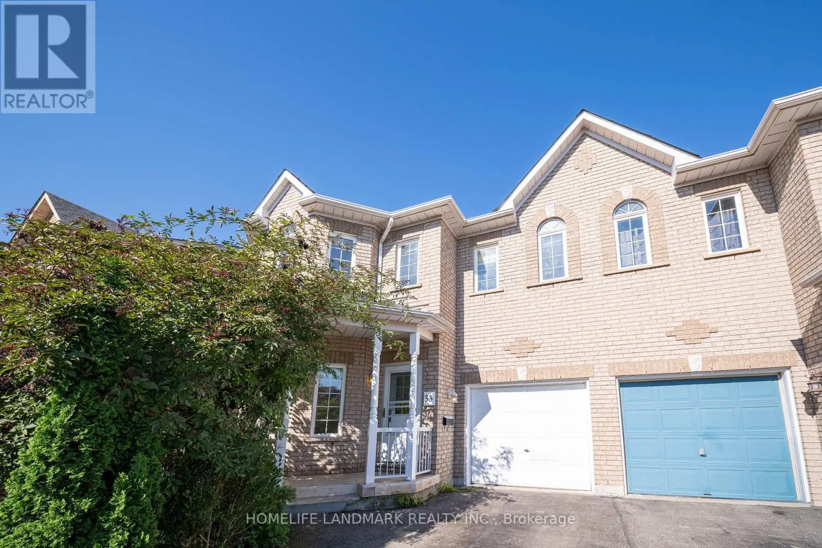 33 TITAN DRIVE
