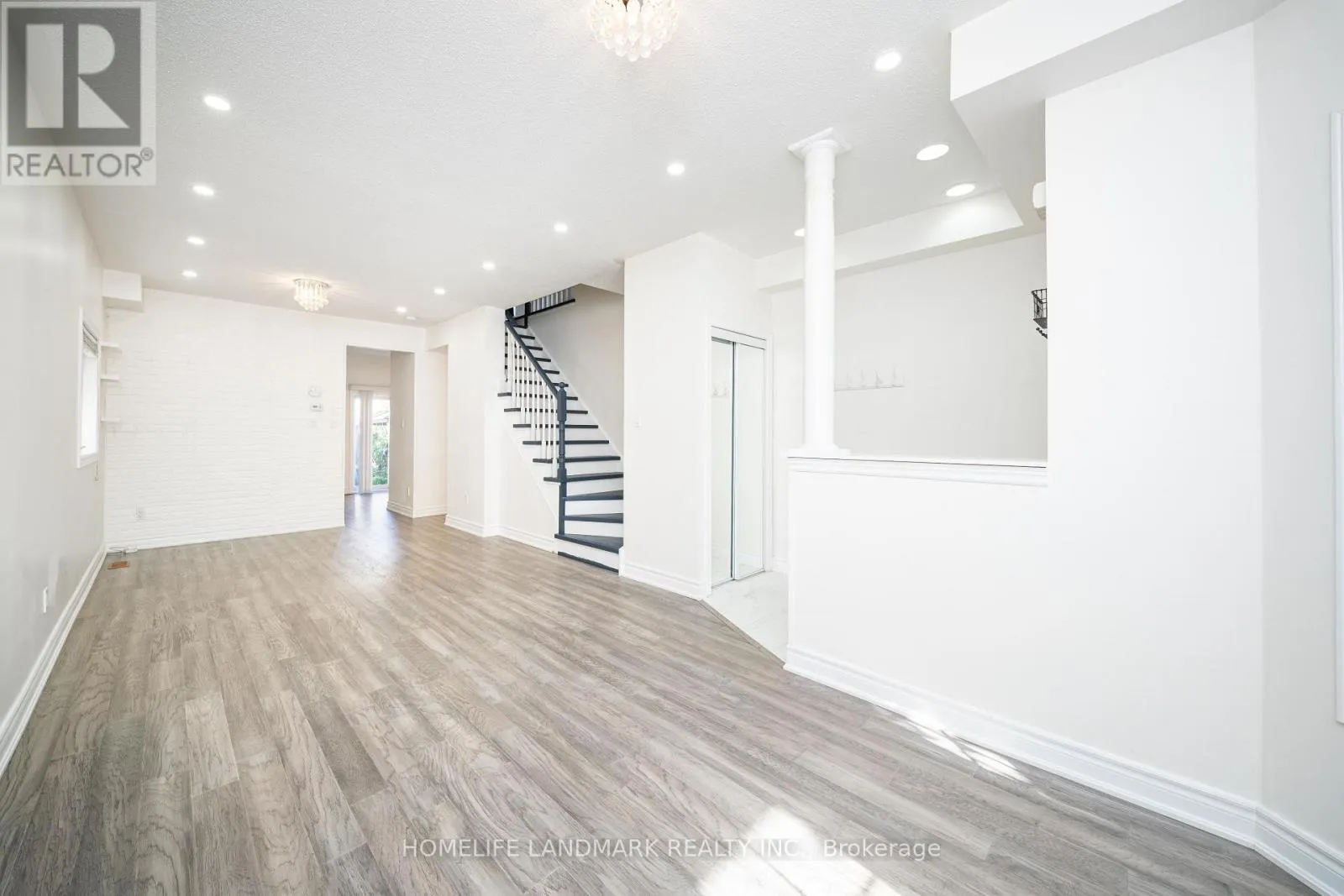 33 TITAN DRIVE