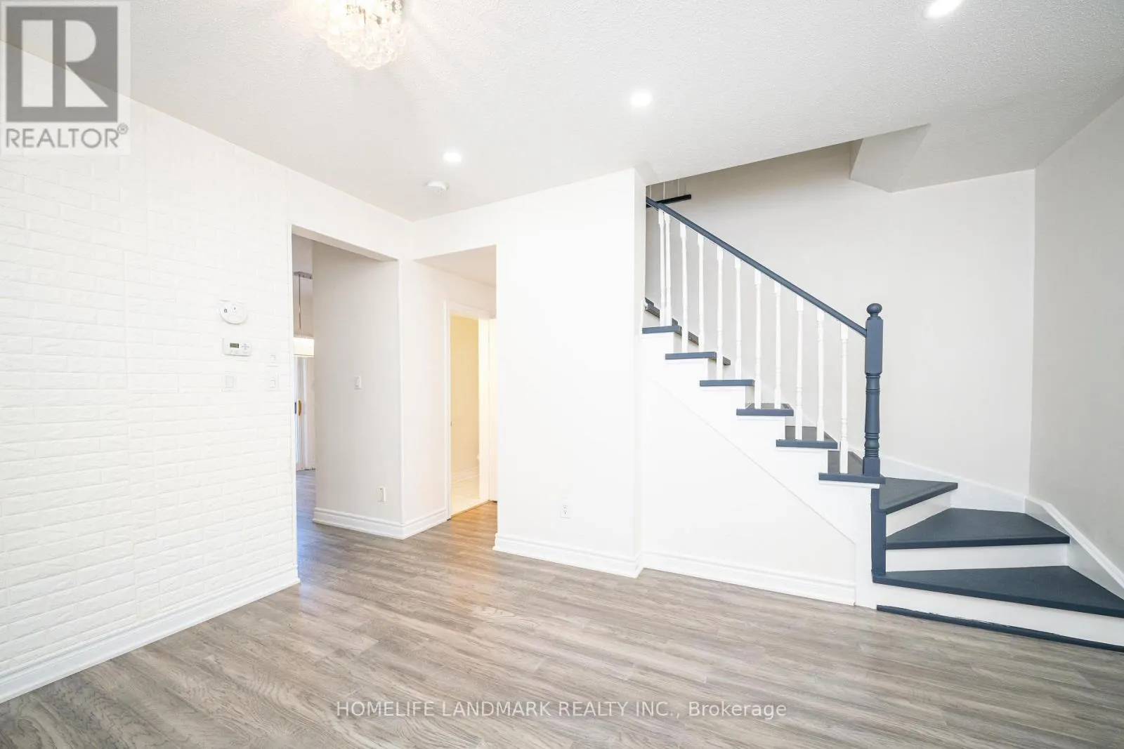 33 TITAN DRIVE