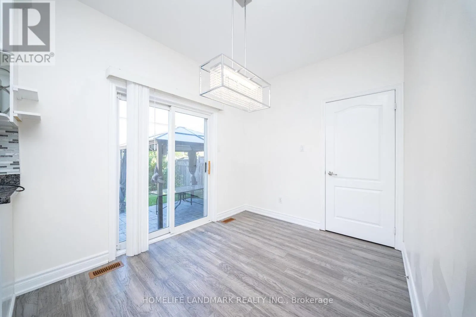 33 TITAN DRIVE