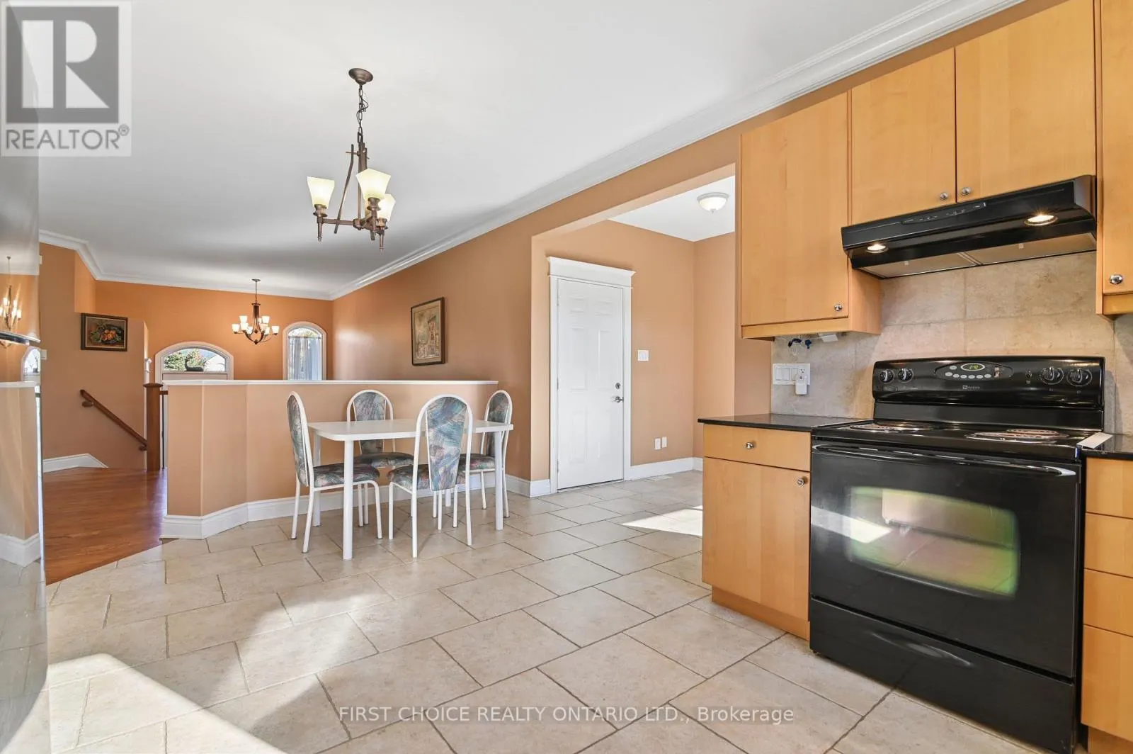 6391 BLOSSOM TRAIL DRIVE