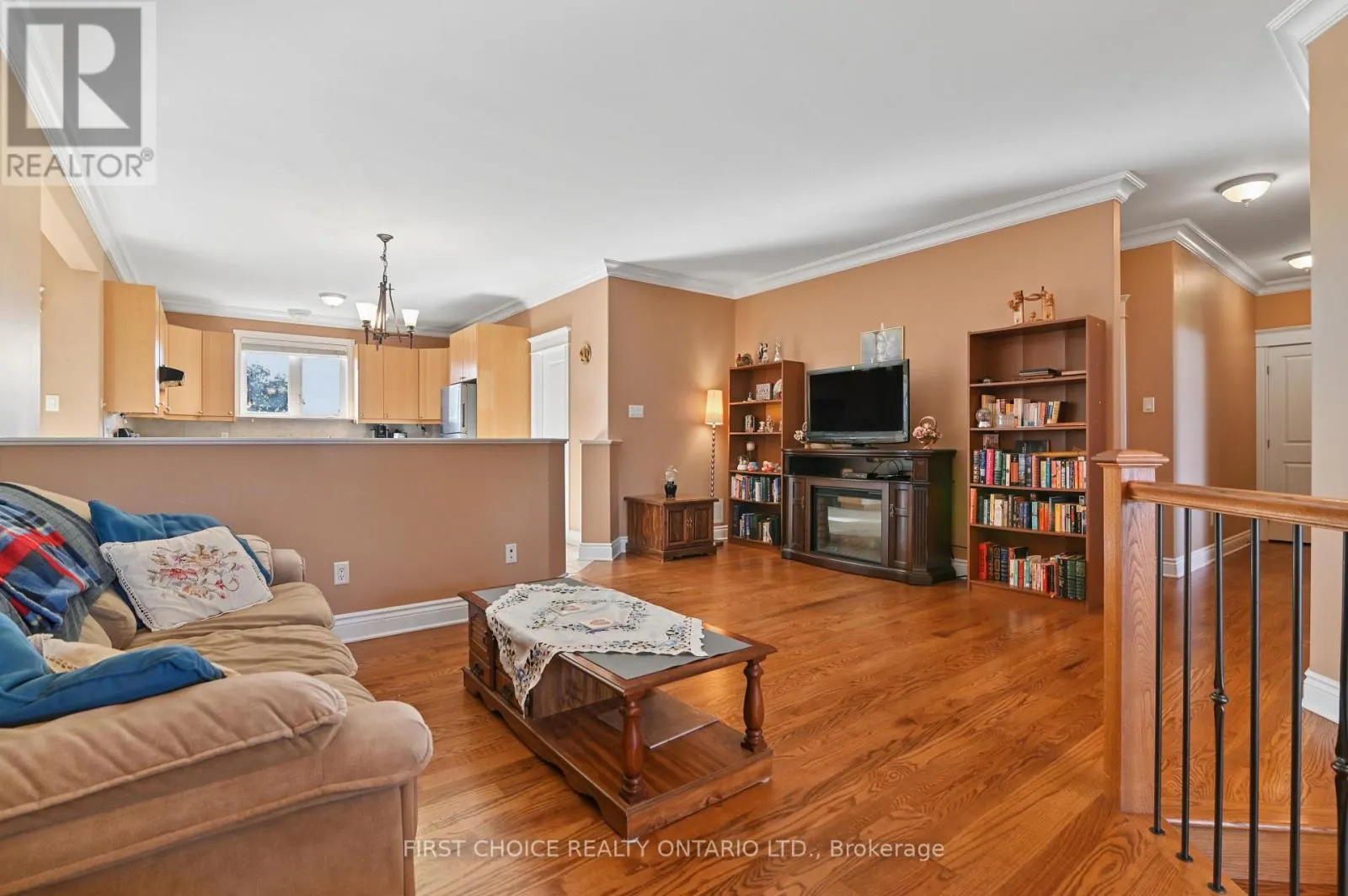 6391 BLOSSOM TRAIL DRIVE