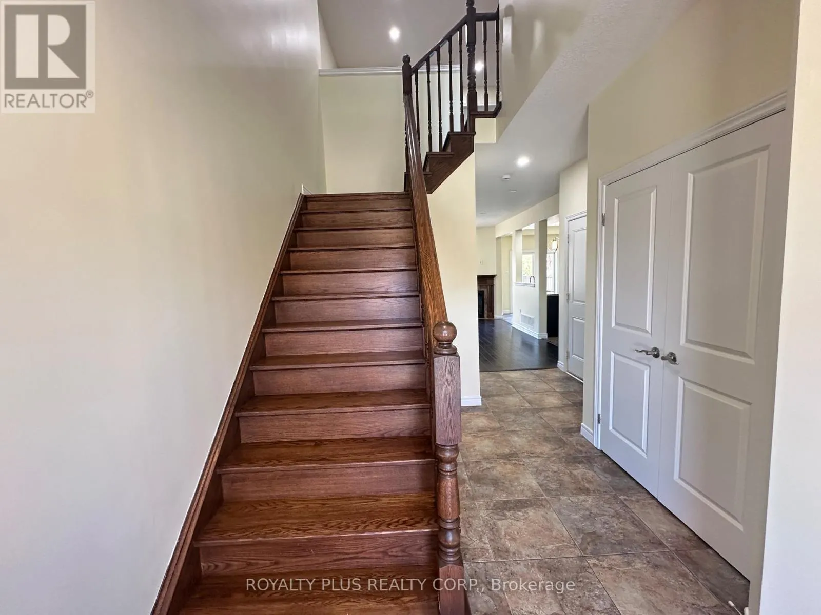 116 ECHOVALLEY DRIVE