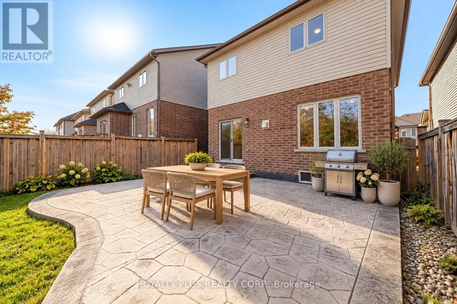116 ECHOVALLEY DRIVE