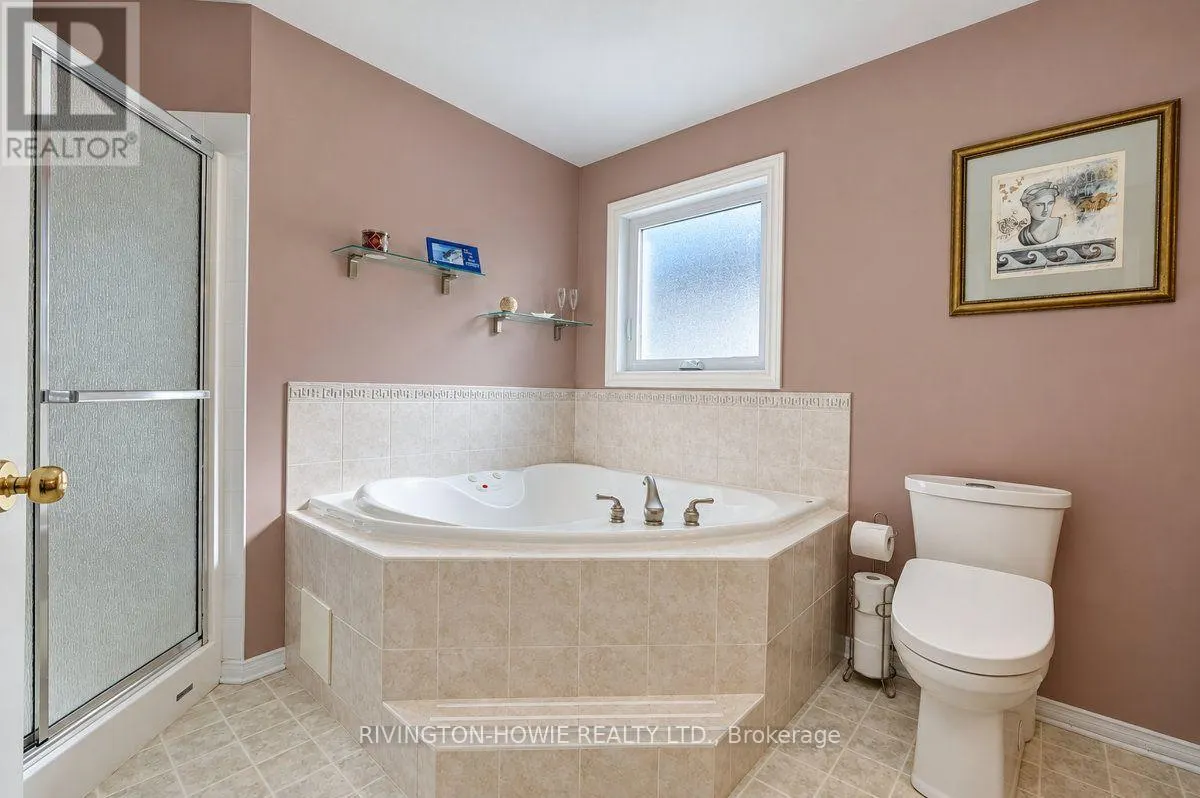 82 UPMINSTER WAY