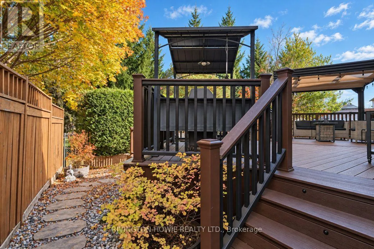 82 UPMINSTER WAY