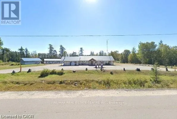5032 TRANS-CANADA HIGHWAY E