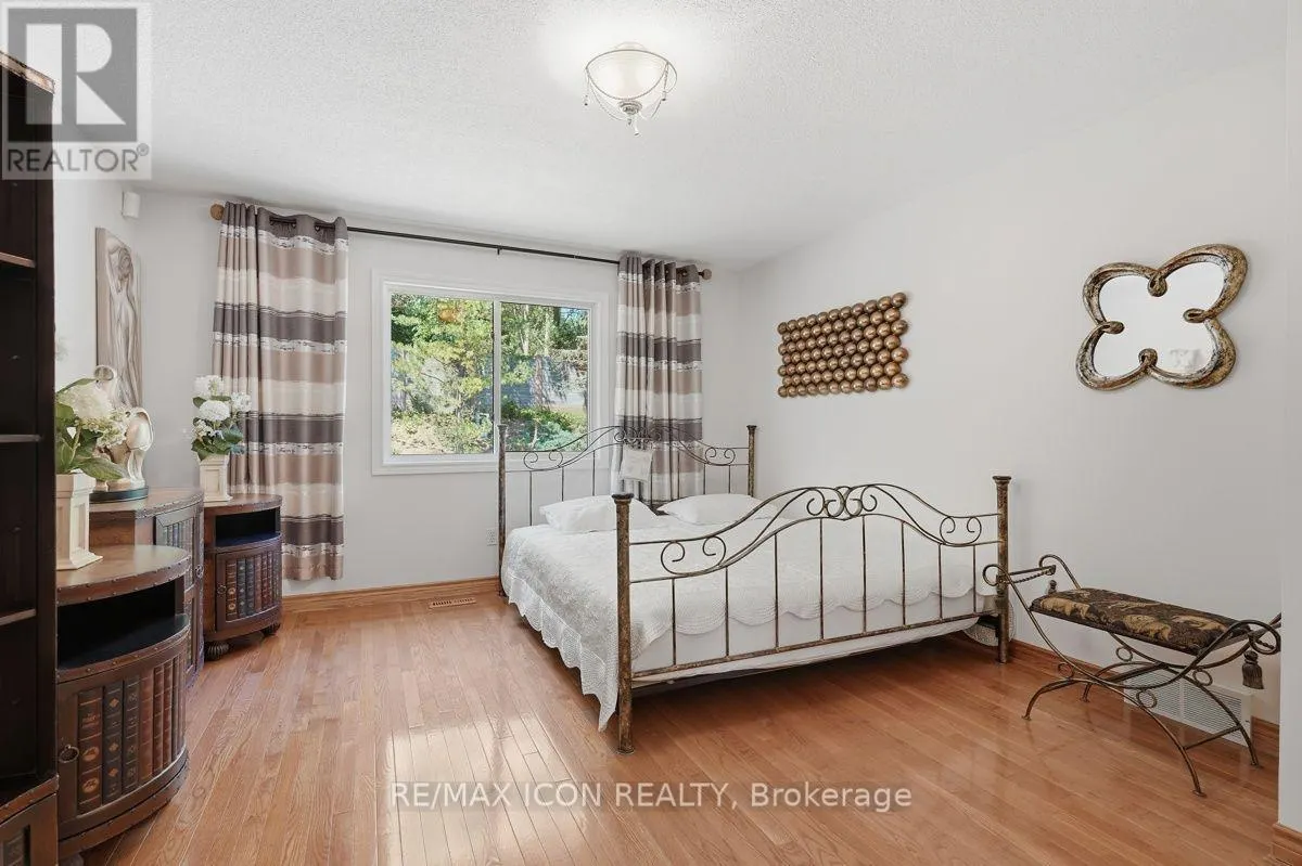 632 THORNWOOD DRIVE