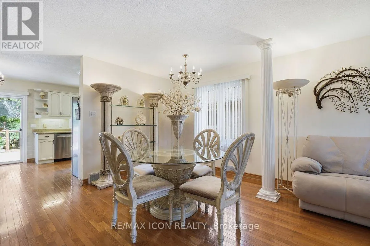 632 THORNWOOD DRIVE