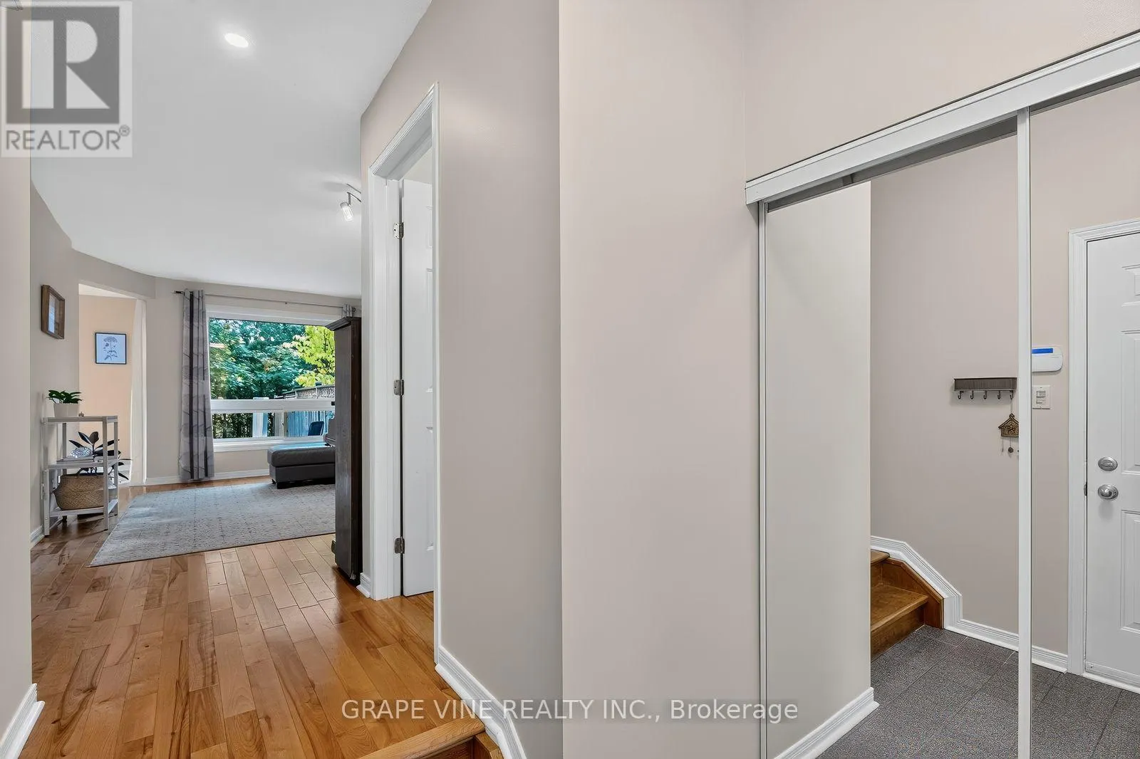 22 HODGSON COURT