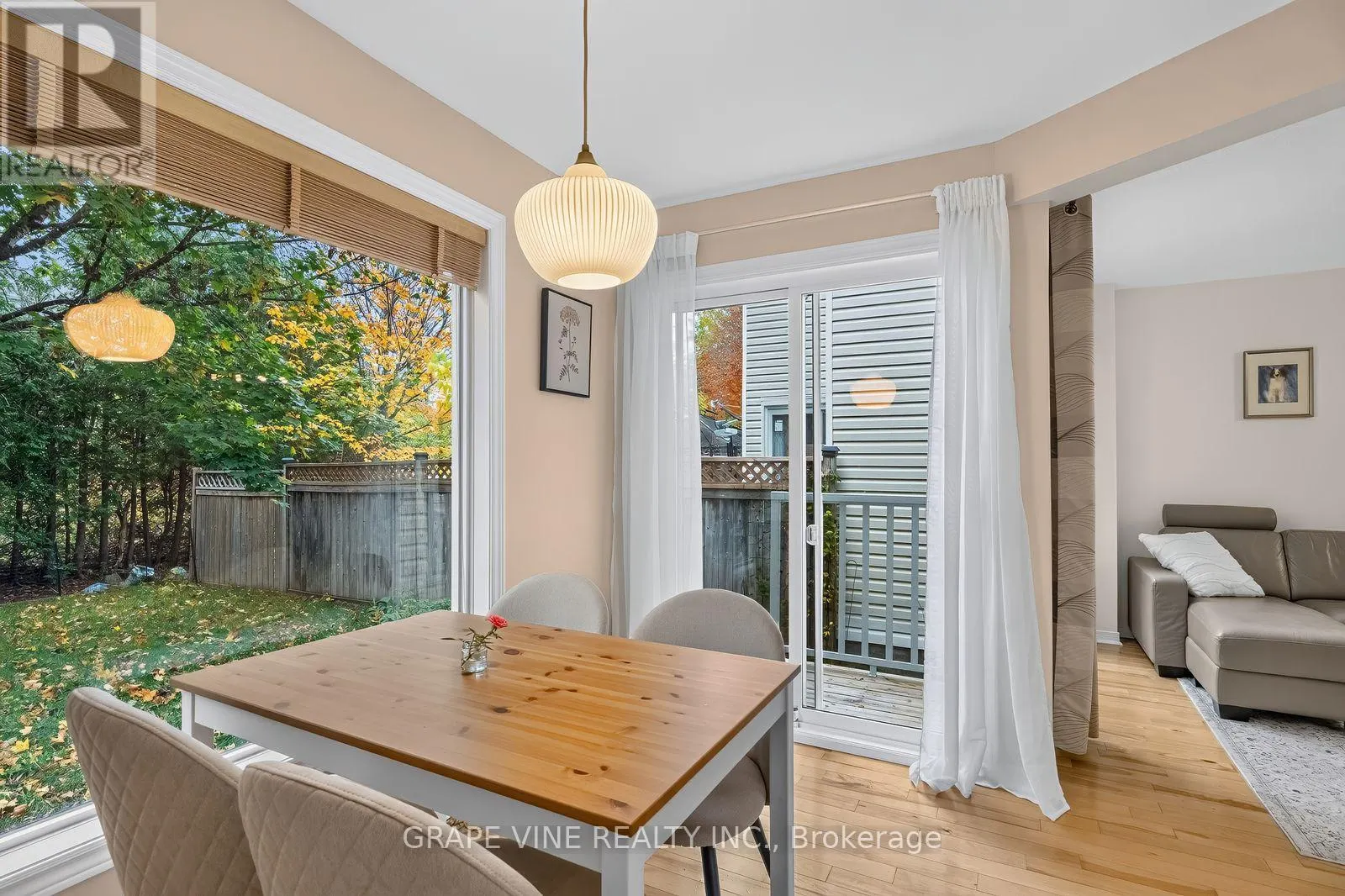 22 HODGSON COURT