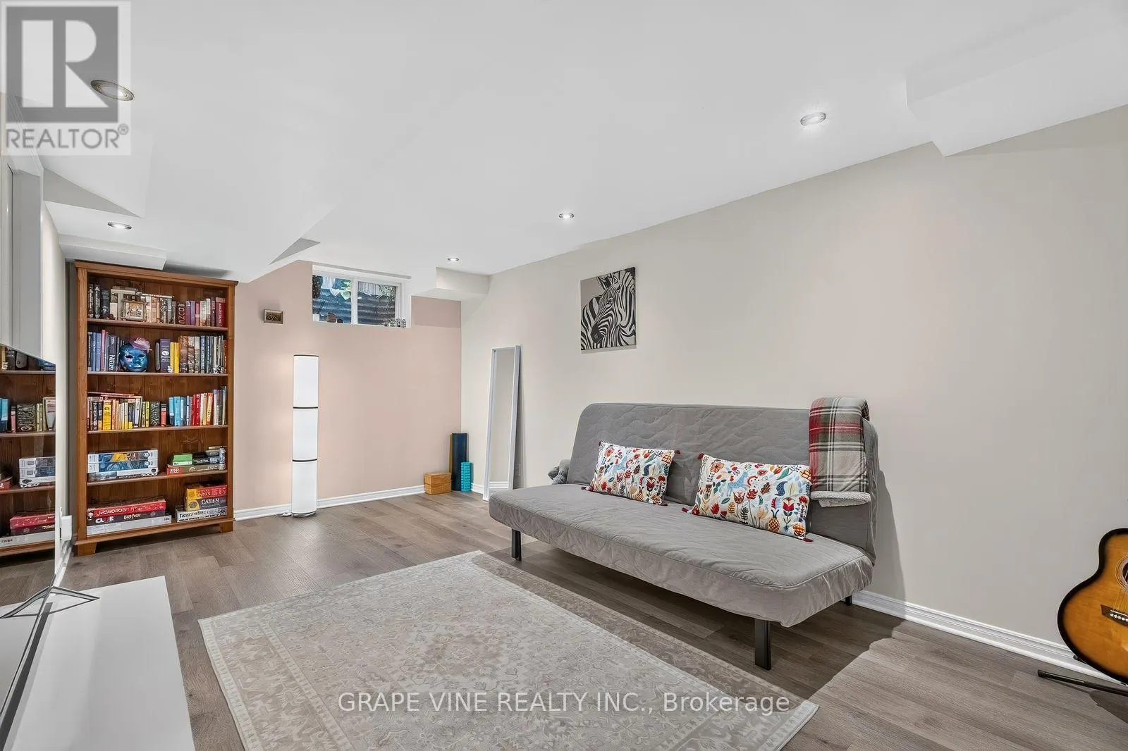 22 HODGSON COURT