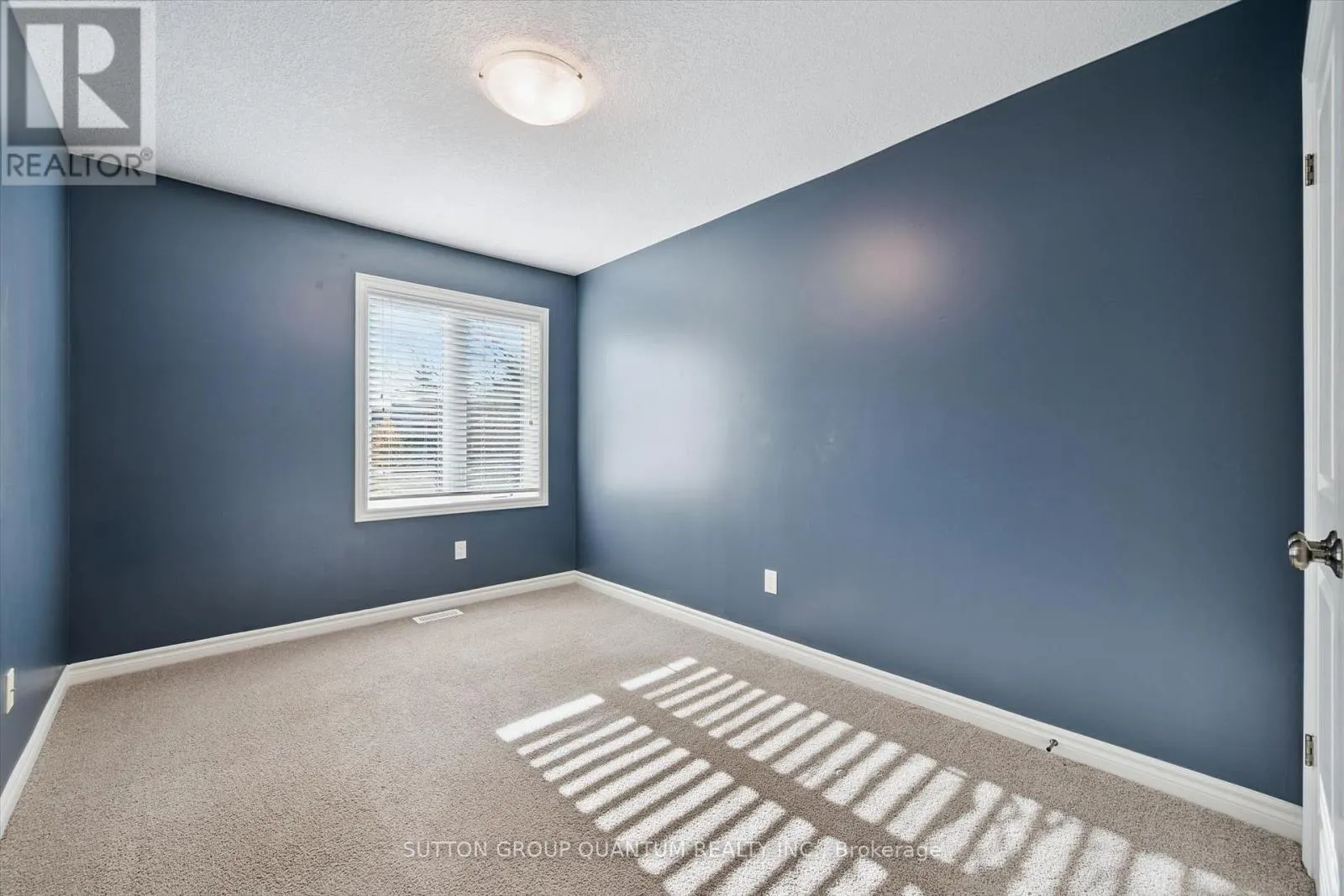 9 - 167 ARKELL ROAD