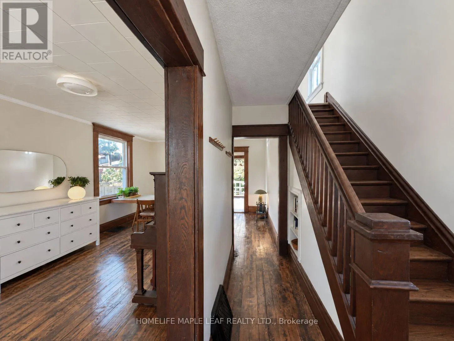 136 FOREST ROAD