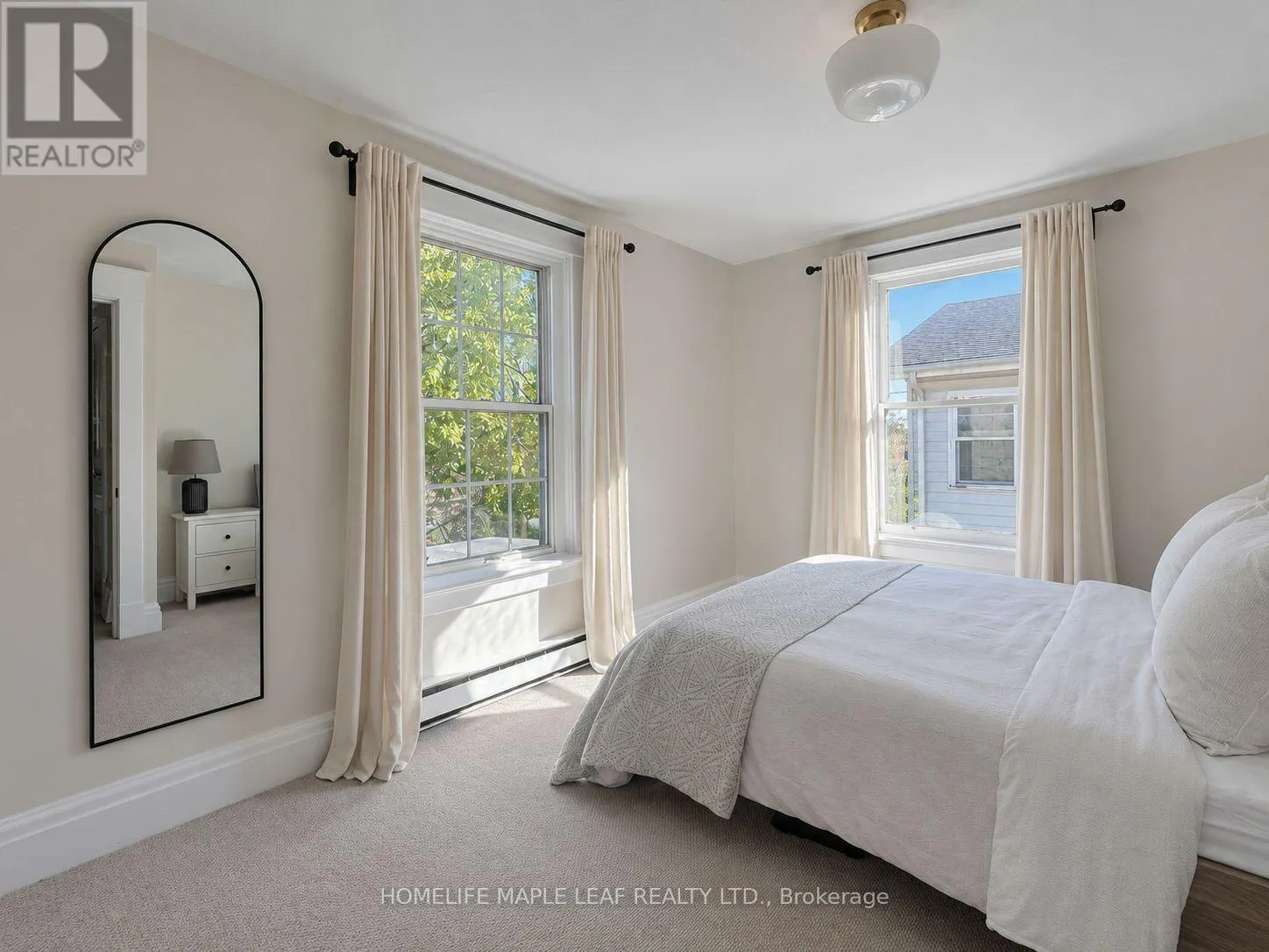 136 FOREST ROAD