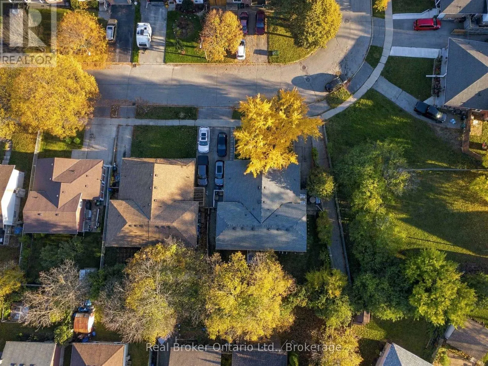 427A DAYNA CRESCENT