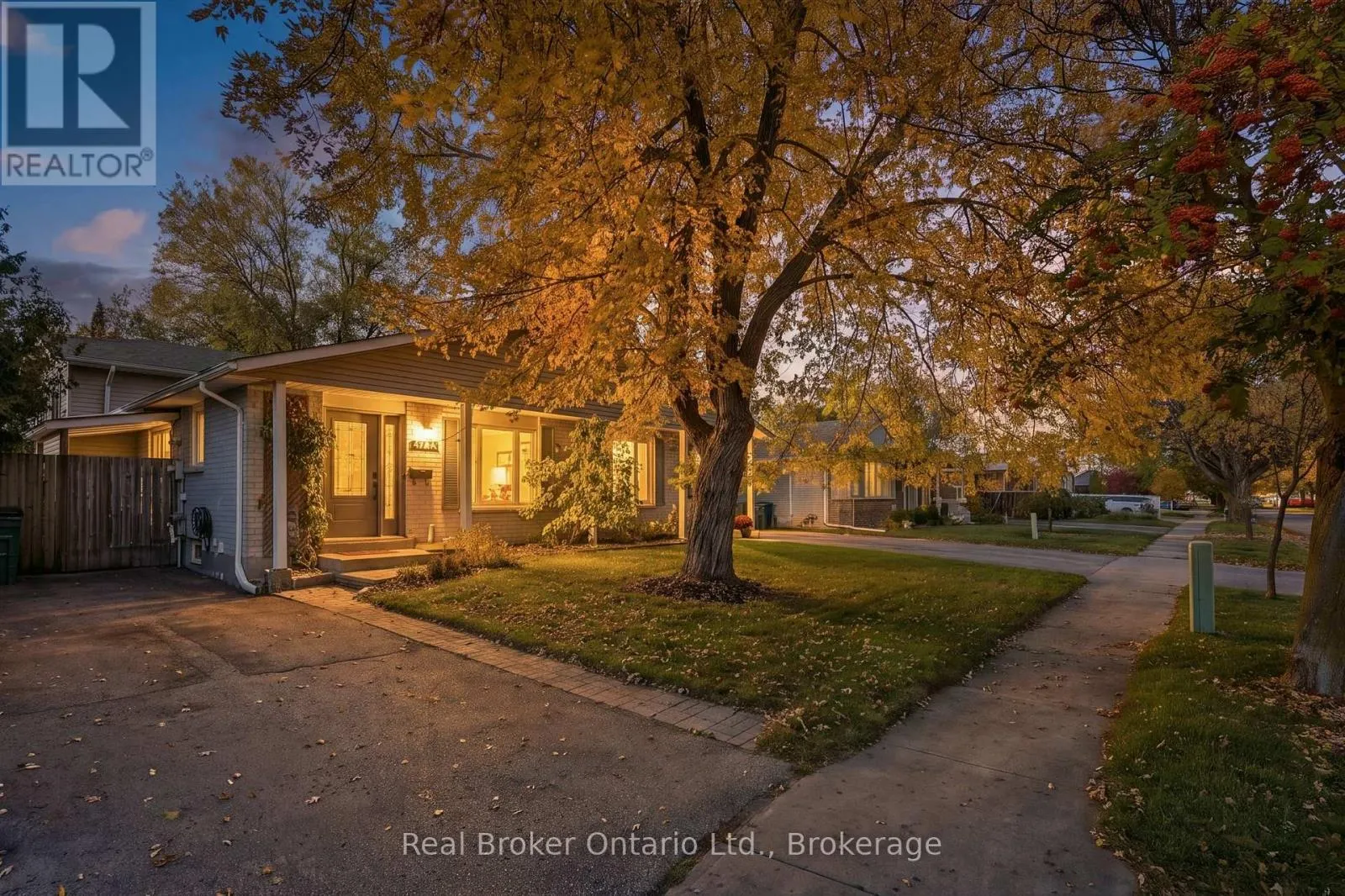 427A DAYNA CRESCENT