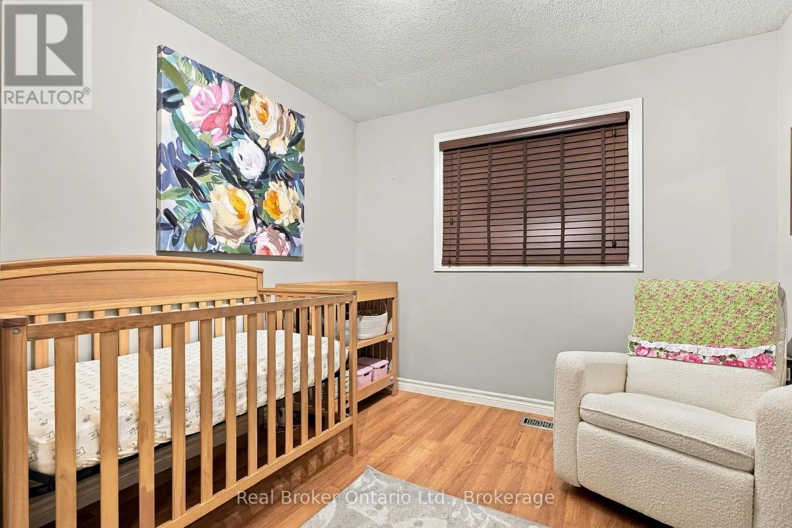 427A DAYNA CRESCENT