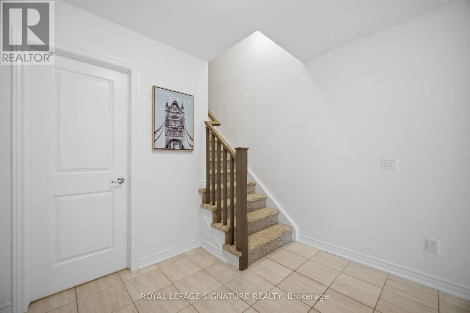 1 RIDGESIDE LANE