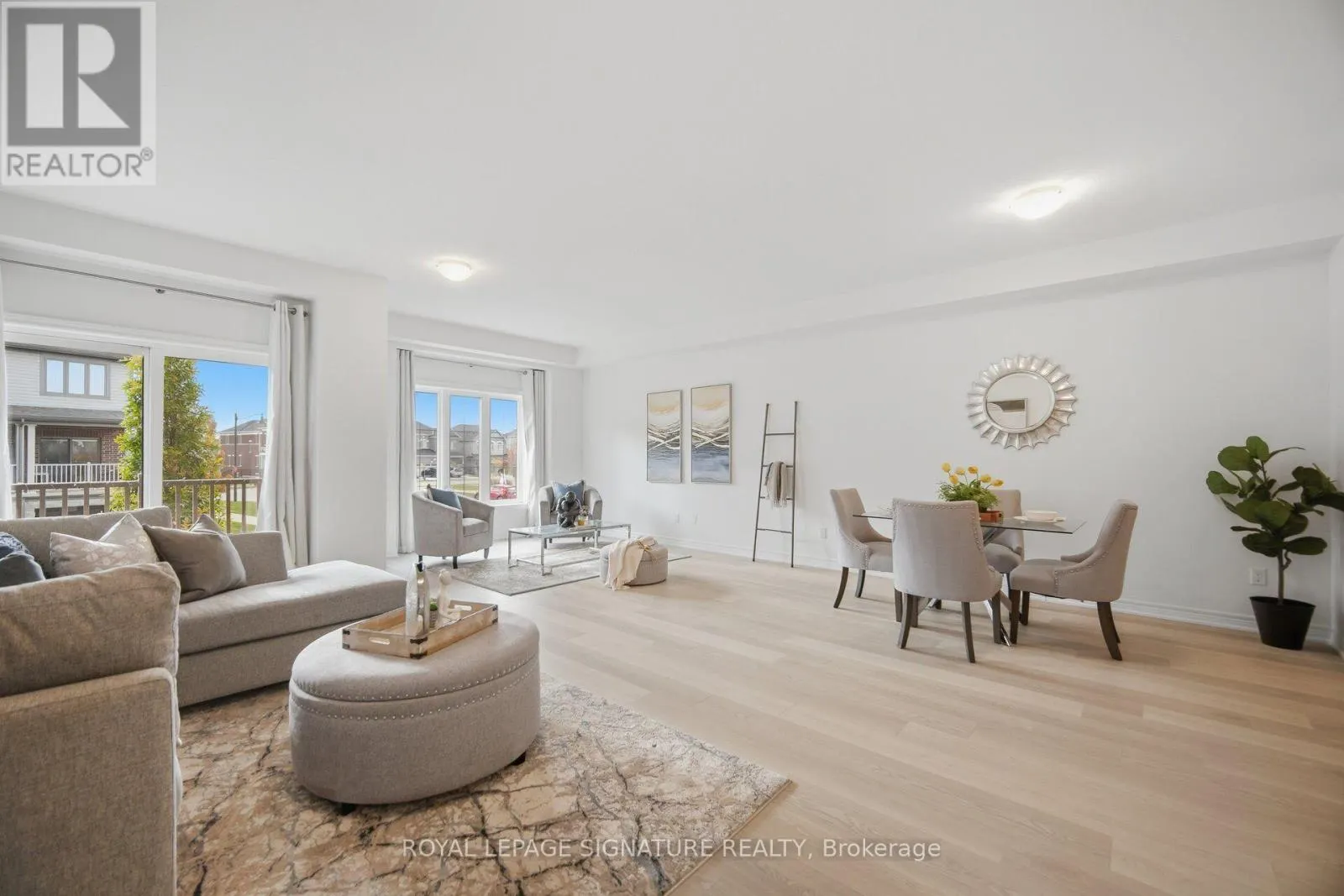 1 RIDGESIDE LANE