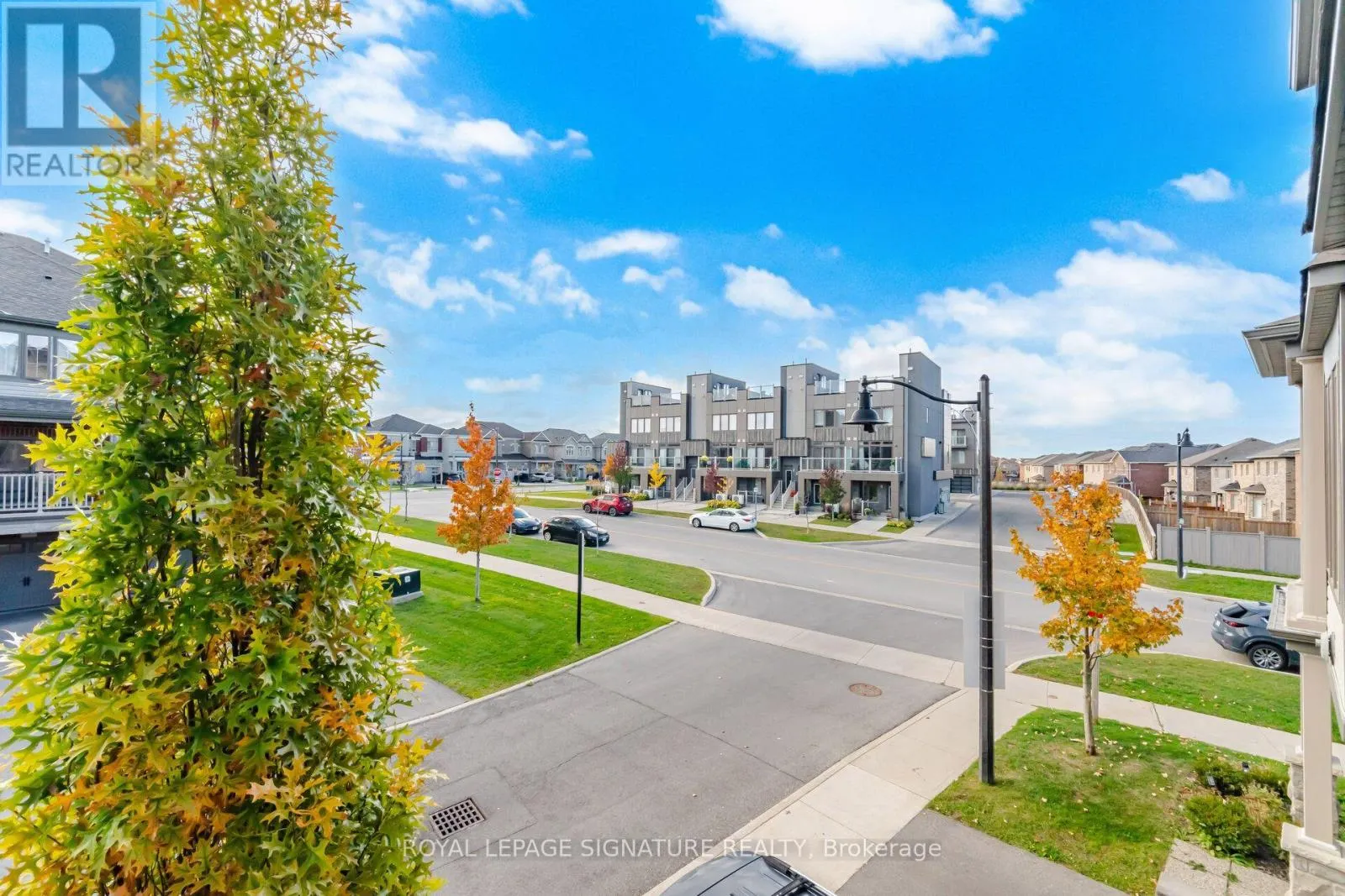 1 RIDGESIDE LANE