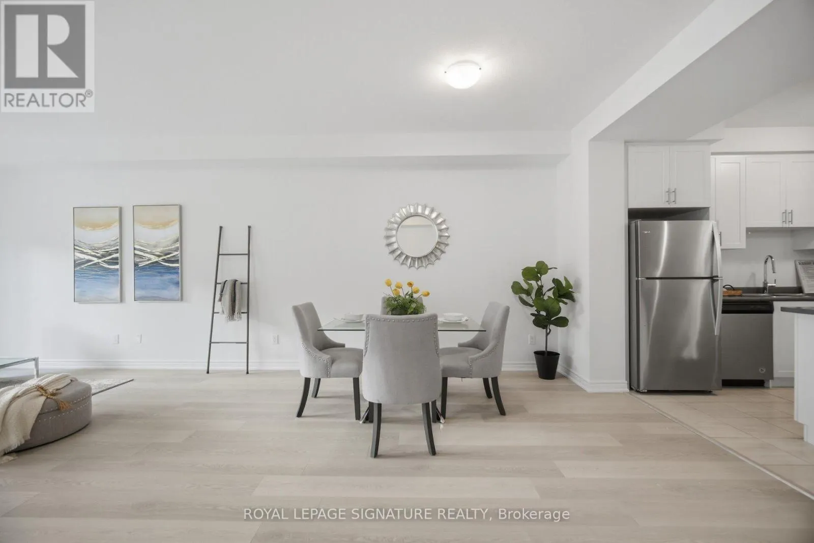 1 RIDGESIDE LANE