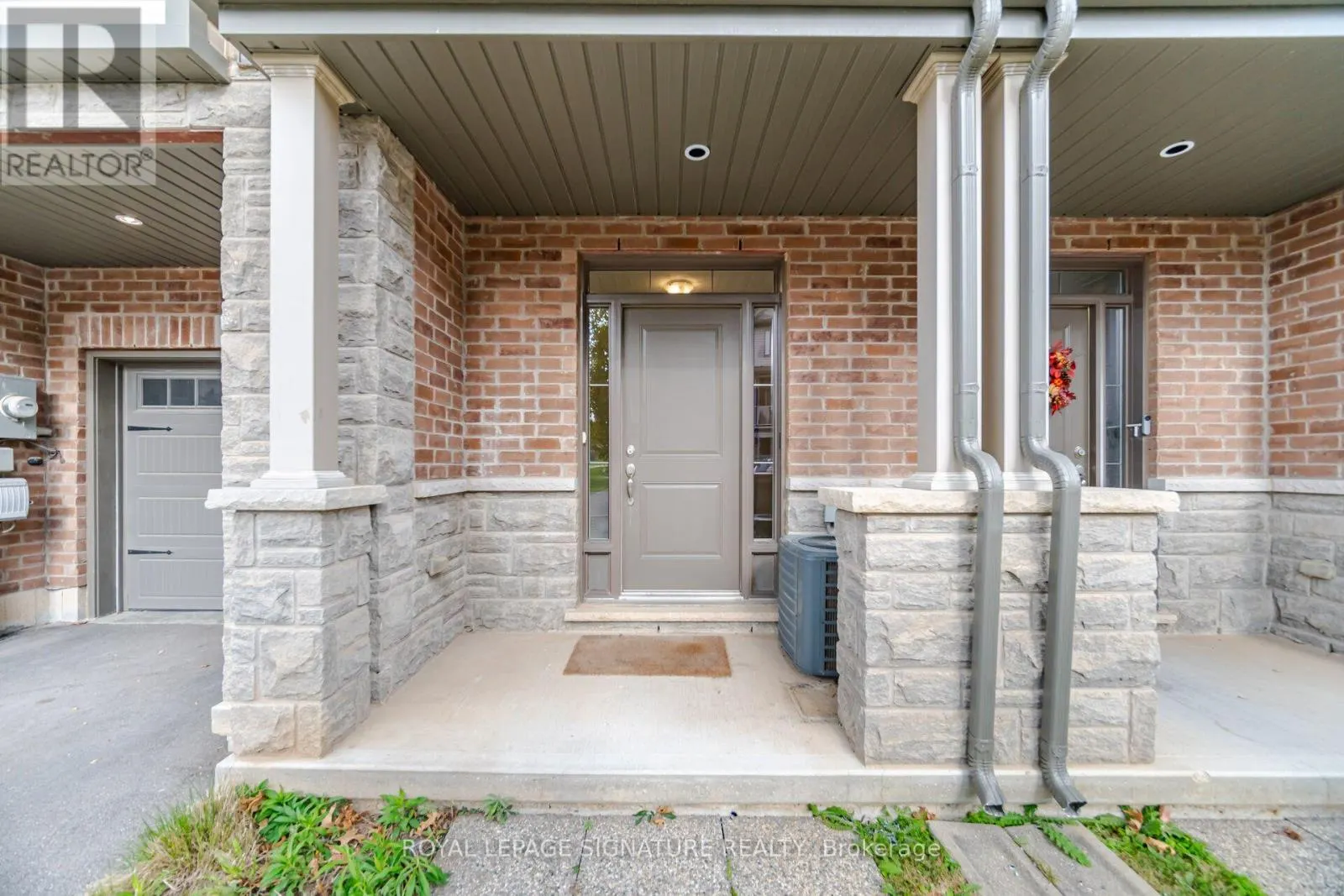 1 RIDGESIDE LANE