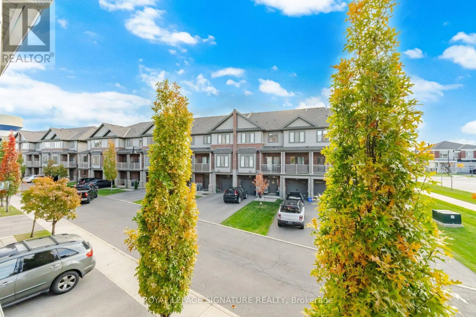 1 RIDGESIDE LANE