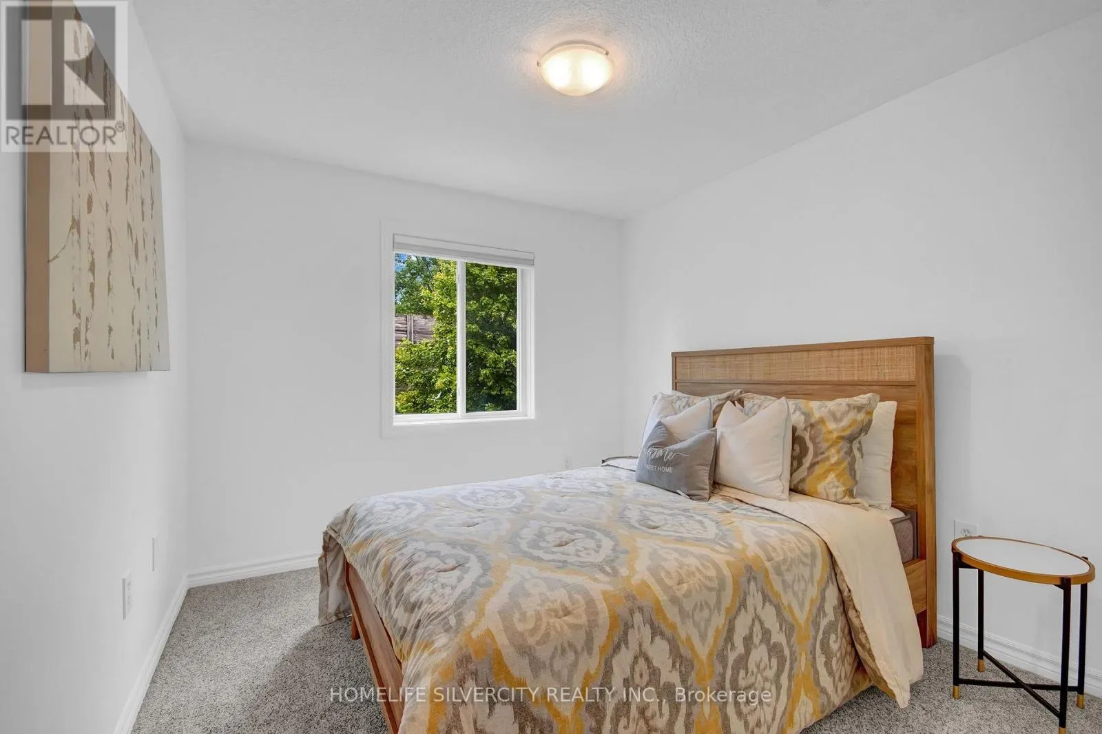 45 - 1059 WHETHERFIELD STREET N