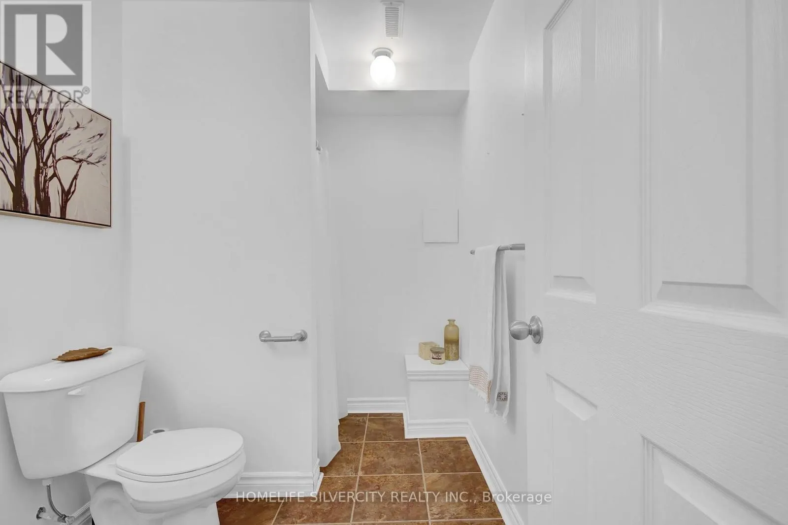 45 - 1059 WHETHERFIELD STREET N
